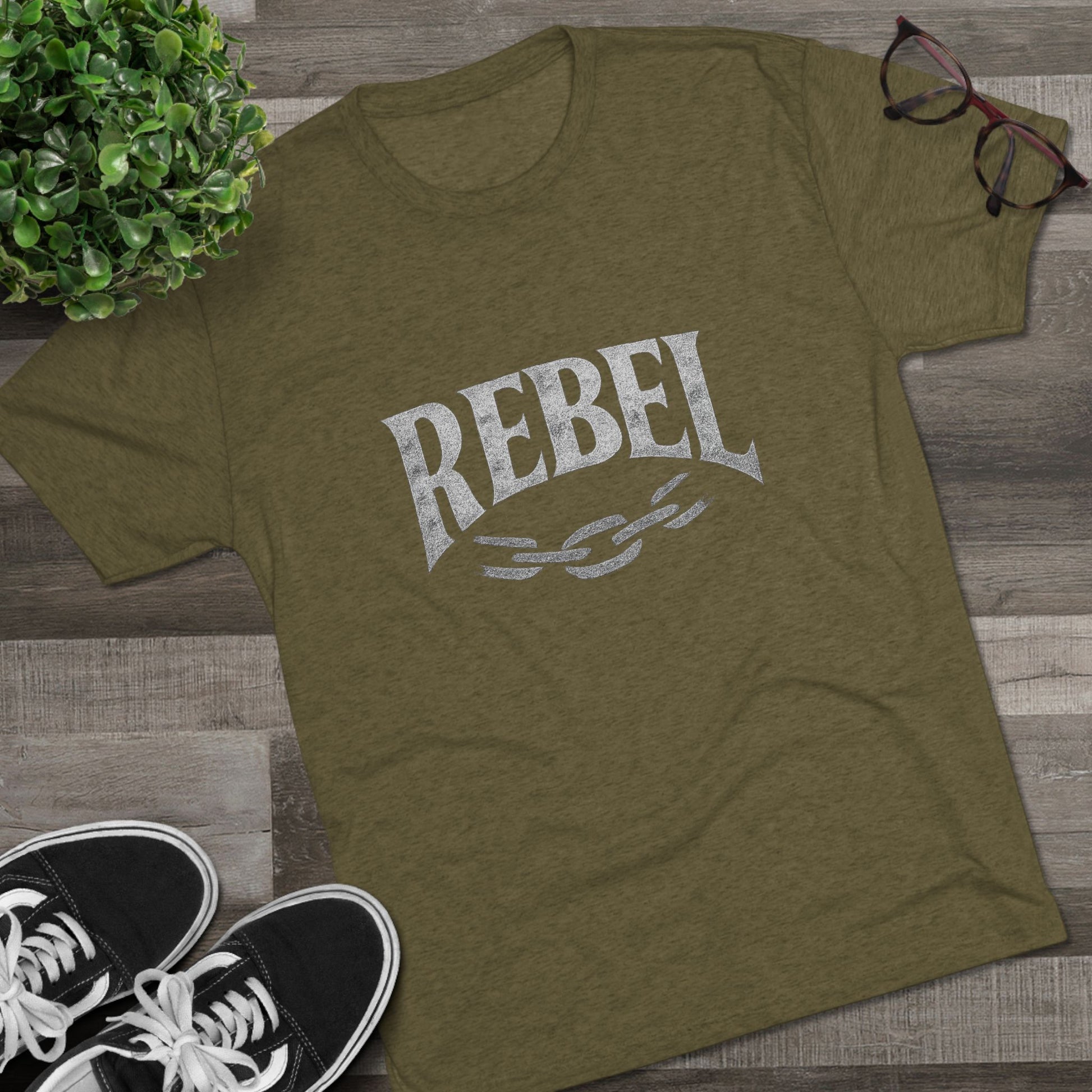 Rebel UnisexUnisex Tee Tri-Blend Printed Tee Shirt, Vintage Style Shirt, Graphic Tee for Men and Women, Casual Wear, Gift for Music Lovers, Statement Shirt